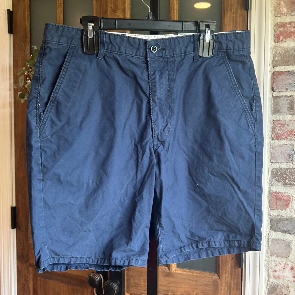 Levi's Khaki Shorts Mens 36 Navy Blue Cotton Twill Chino Casual Summer Classic